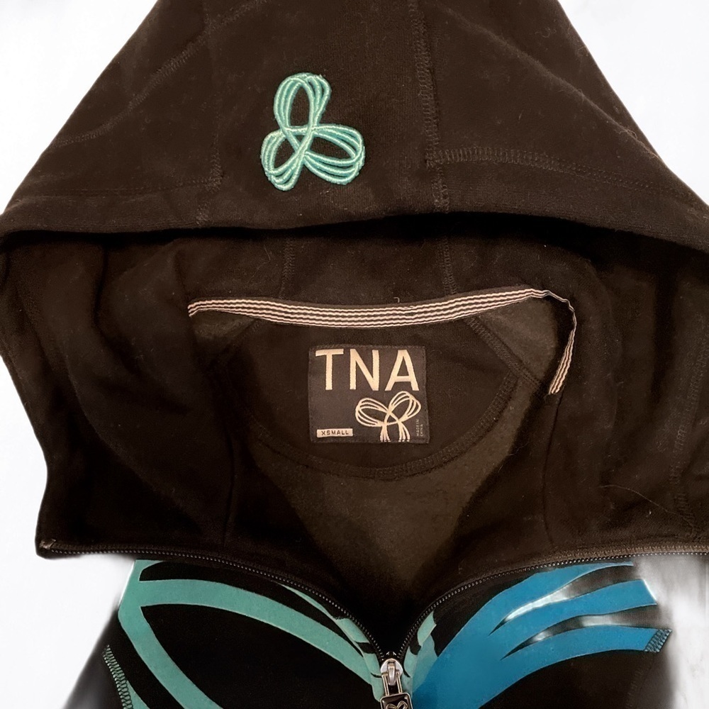 TNA pacific logo black multicolored long sleeve casual zip-up  suede hoodie XS - Picture 2 of 5